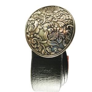 Fossil Black Genuine Leather Belt Silver Flower Engraved Buckle Size S Z14